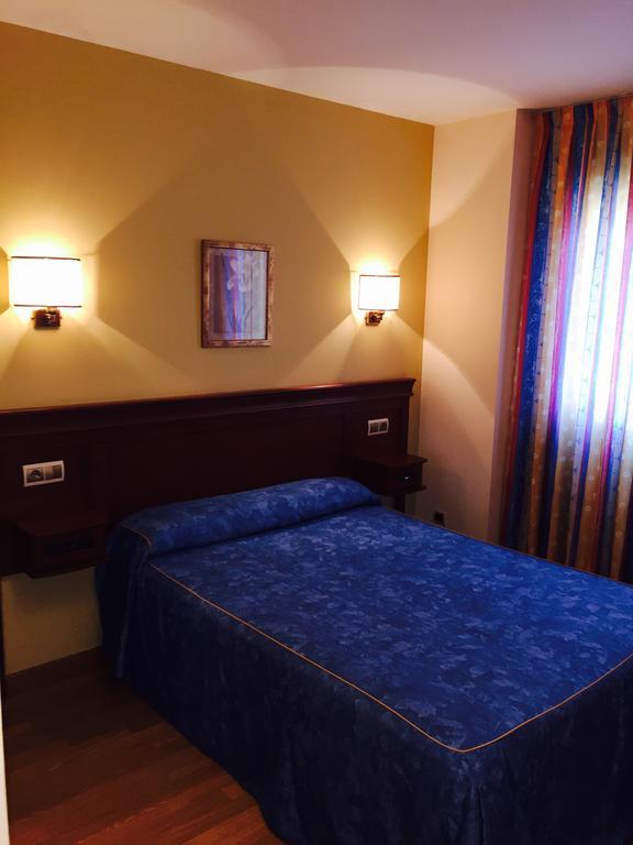 Hostal Tio Pepe II Bembibre  Room photo